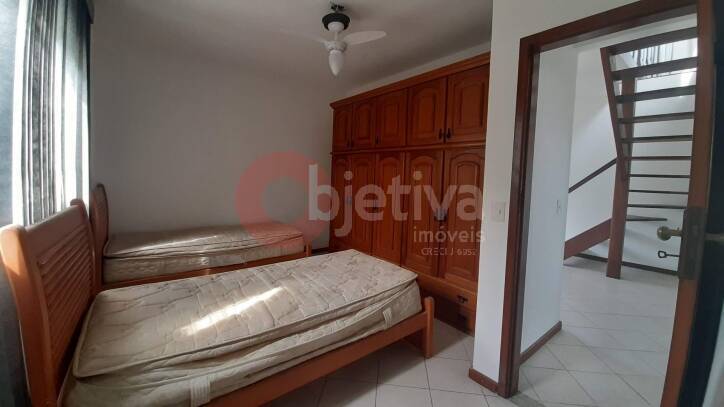 Casa à venda com 2 quartos, 90m² - Foto 13