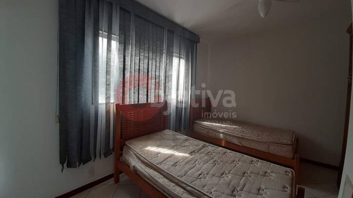 Casa à venda com 2 quartos, 90m² - Foto 15