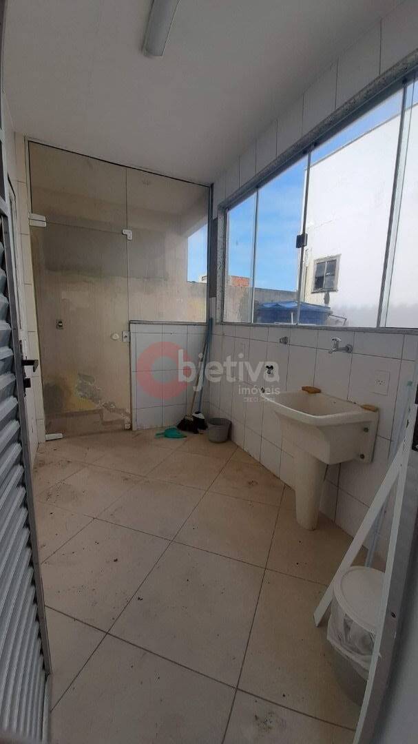 Casa à venda com 2 quartos, 90m² - Foto 28