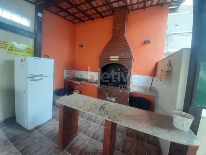 Casa à venda com 2 quartos, 100m² - Foto 5