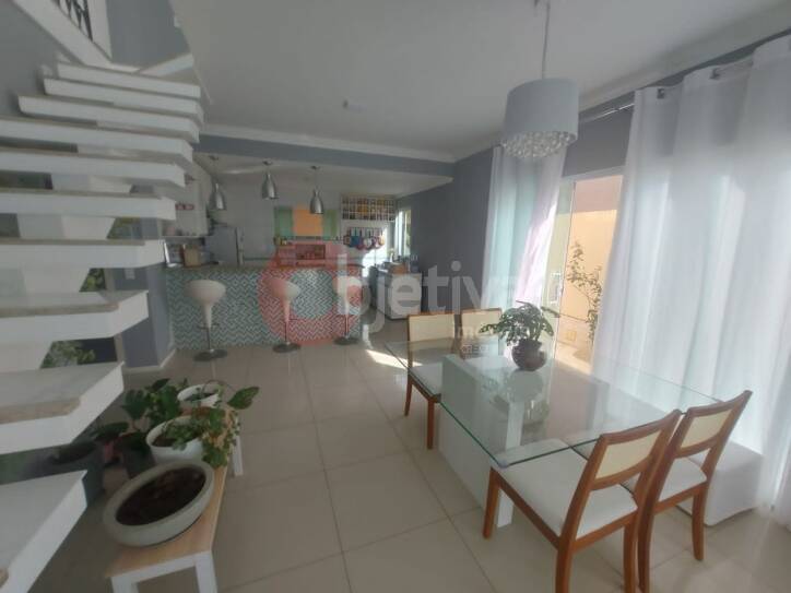 Casa à venda com 4 quartos, 206m² - Foto 10