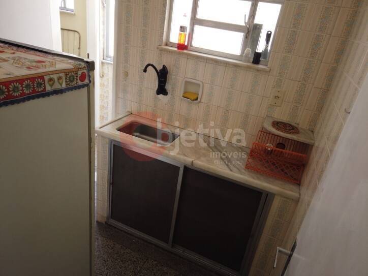 Apartamento à venda com 2 quartos, 60m² - Foto 11