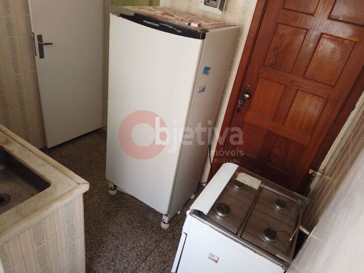 Apartamento à venda com 2 quartos, 60m² - Foto 12