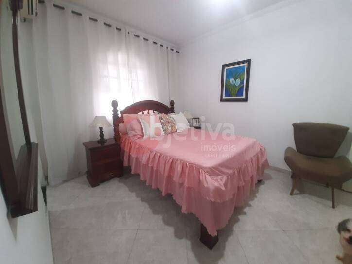 Casa à venda com 2 quartos, 300m² - Foto 10