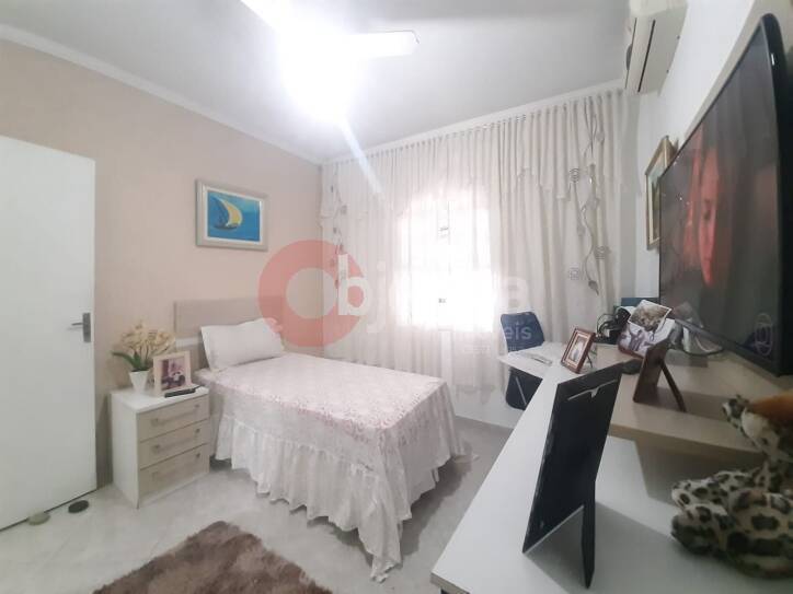 Casa à venda com 2 quartos, 300m² - Foto 20