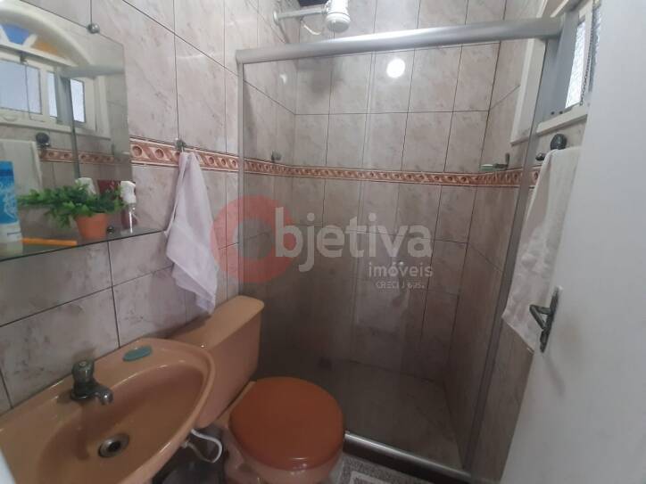 Casa à venda com 2 quartos, 300m² - Foto 26