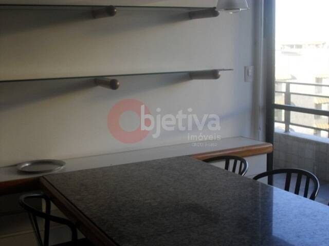 Apartamento à venda com 3 quartos, 240m² - Foto 11