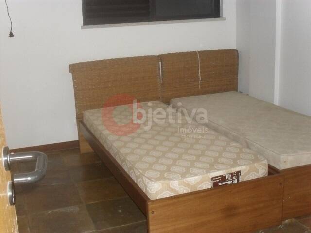 Apartamento à venda com 3 quartos, 240m² - Foto 17