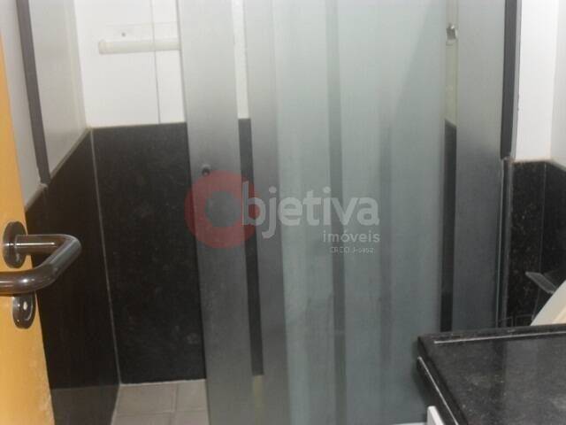 Apartamento à venda com 3 quartos, 240m² - Foto 18