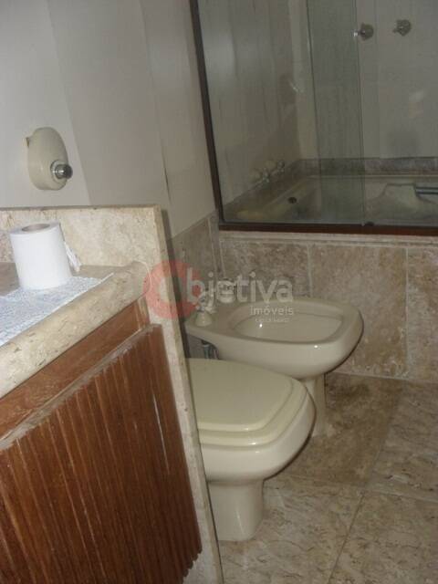 Apartamento à venda com 3 quartos, 240m² - Foto 26