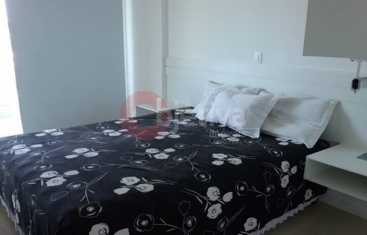 Apartamento à venda com 4 quartos, 180m² - Foto 7