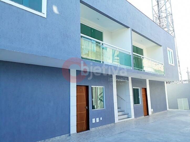 Casa à venda com 2 quartos, 75m² - Foto 1