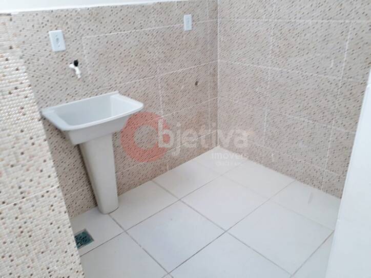 Casa à venda com 2 quartos, 75m² - Foto 12