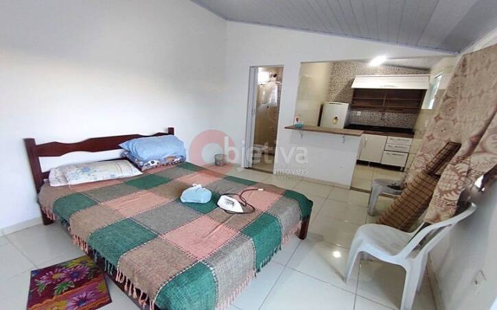 Casa à venda com 4 quartos, 140m² - Foto 11