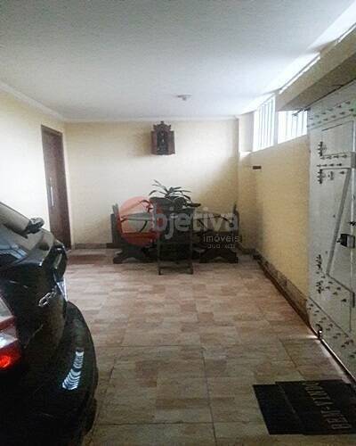 Casa à venda com 4 quartos, 220m² - Foto 20