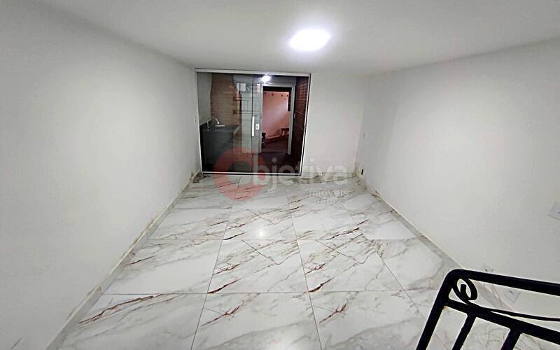 Casa de Condomínio para alugar com 2 quartos, 60m² - Foto 2