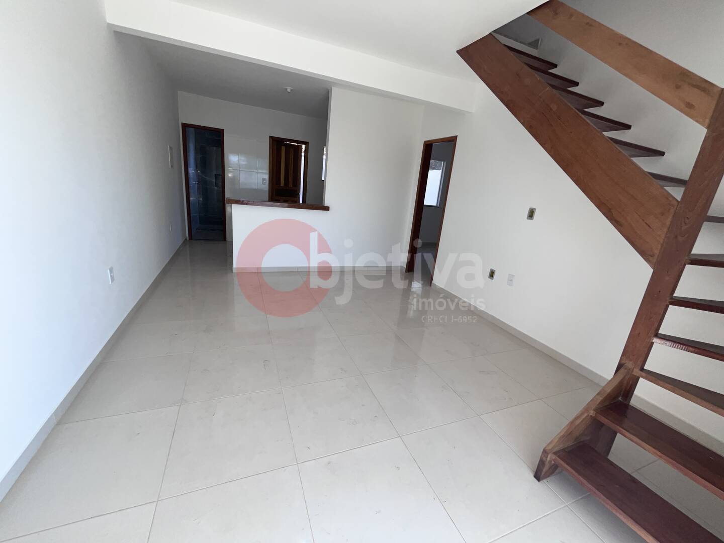 Casa à venda com 3 quartos, 90m² - Foto 5