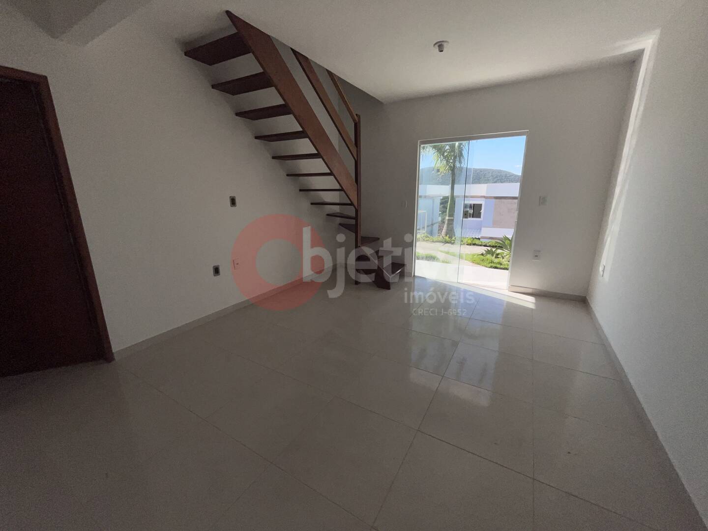 Casa à venda com 3 quartos, 90m² - Foto 6