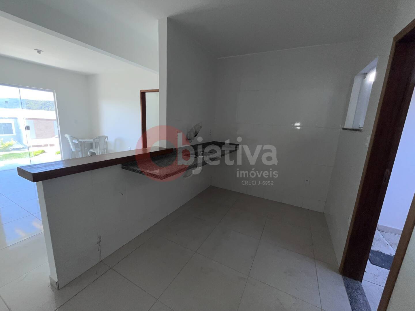 Casa à venda com 3 quartos, 82m² - Foto 9