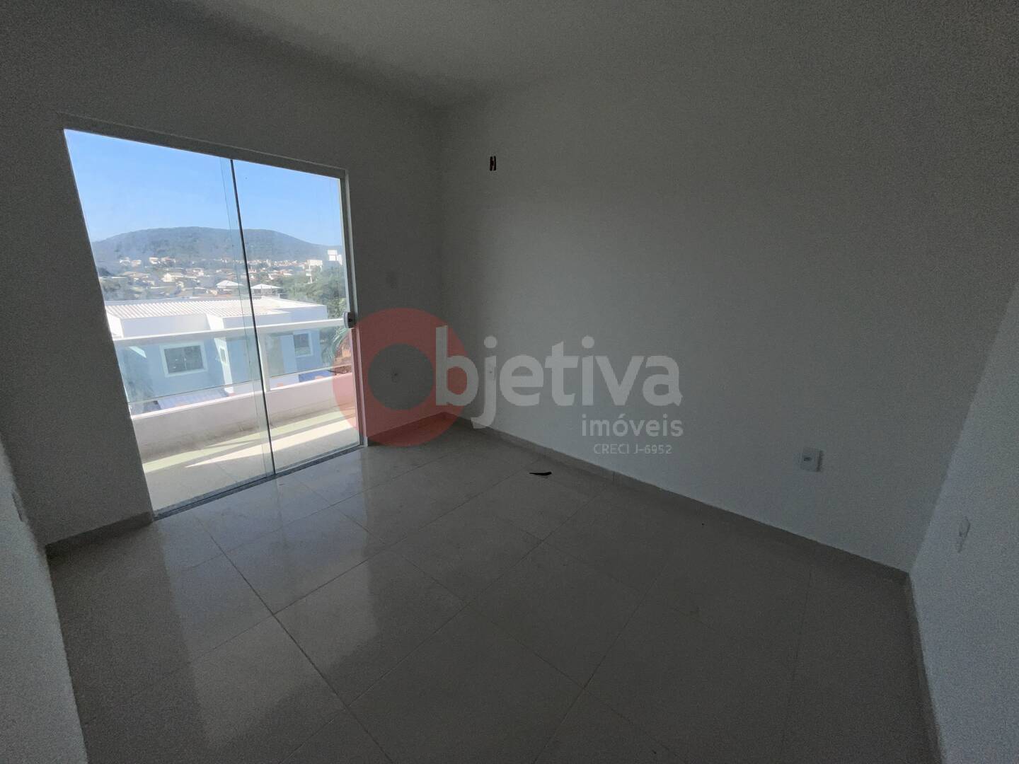 Casa à venda com 3 quartos, 82m² - Foto 13