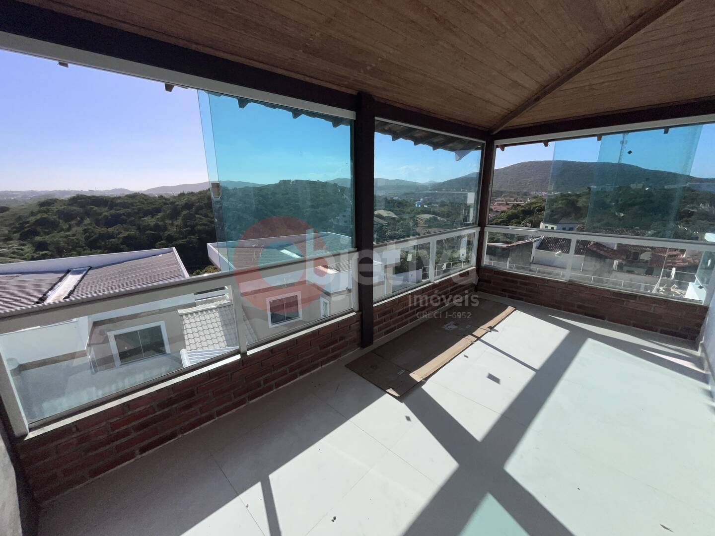 Casa à venda com 3 quartos, 200m² - Foto 37