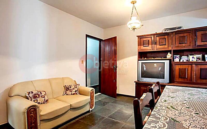 Apartamento à venda com 2 quartos, 75m² - Foto 4