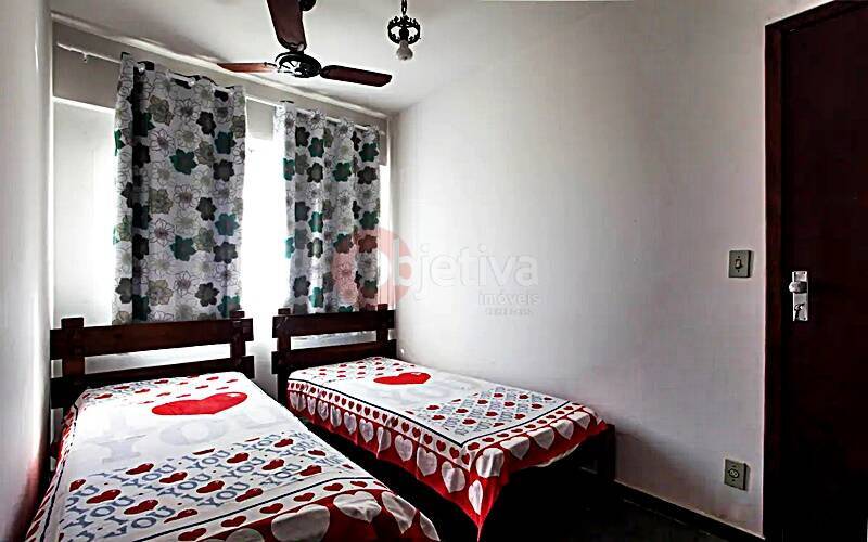 Apartamento à venda com 2 quartos, 75m² - Foto 11