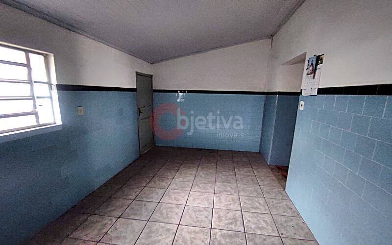 Casa à venda com 4 quartos, 220m² - Foto 13