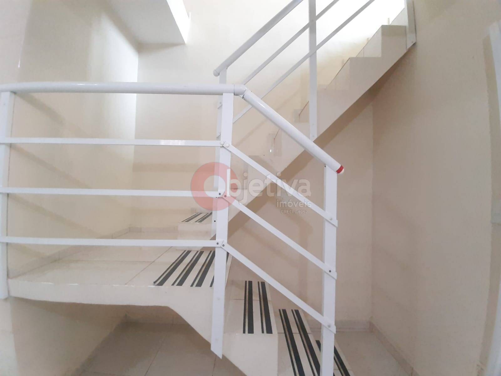 Casa à venda e aluguel com 4 quartos, 90m² - Foto 14