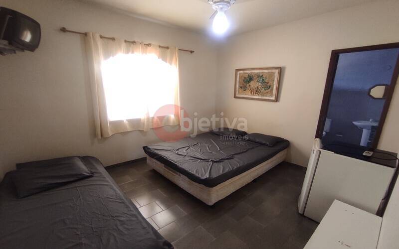 Casa à venda com 10 quartos, 307m² - Foto 19