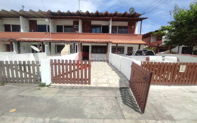 Casa de Condomínio à venda com 1 quarto, 57m² - Foto 1