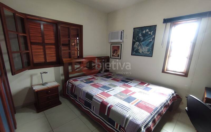 Casa à venda com 6 quartos, 420m² - Foto 26