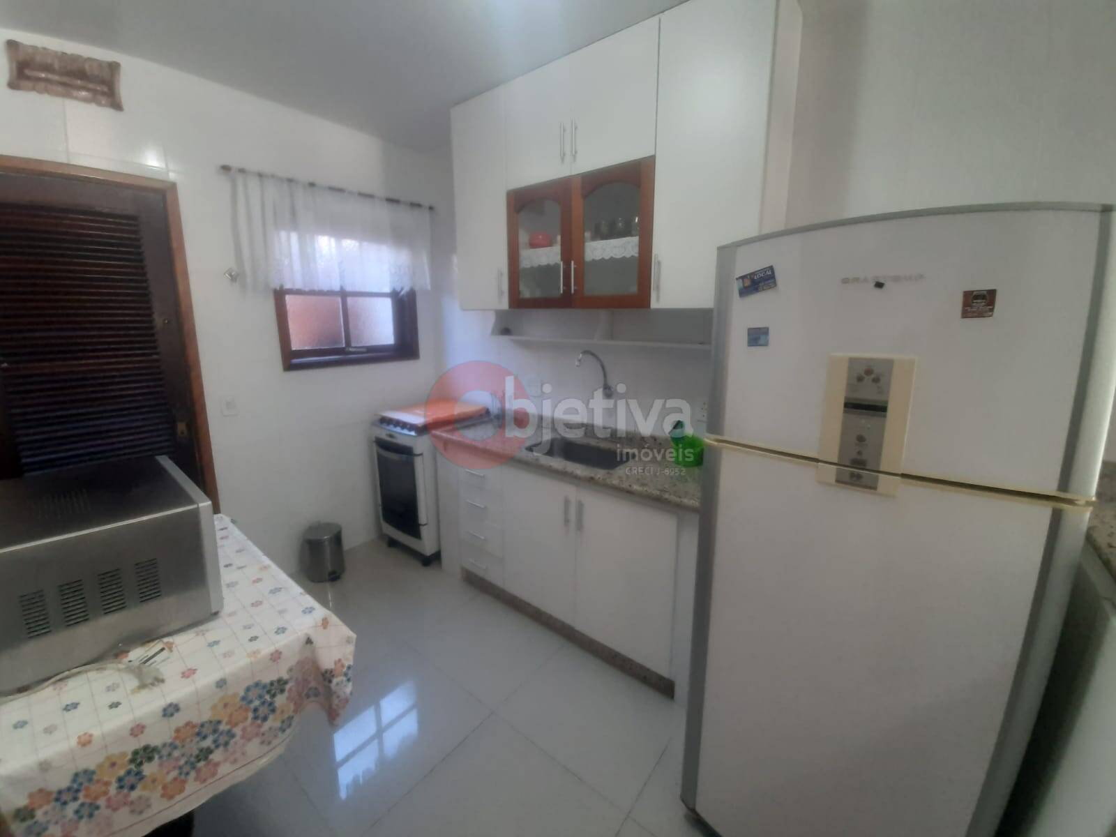 Casa à venda com 3 quartos, 100m² - Foto 7