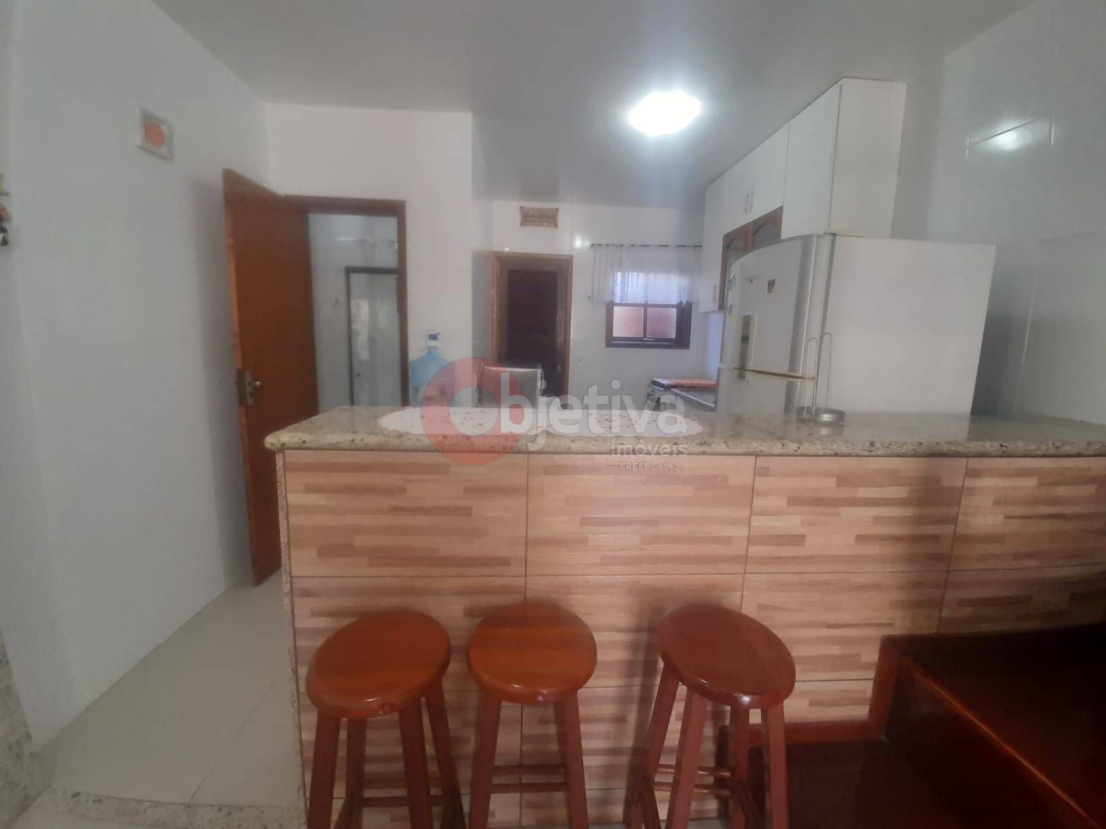 Casa à venda com 3 quartos, 100m² - Foto 5