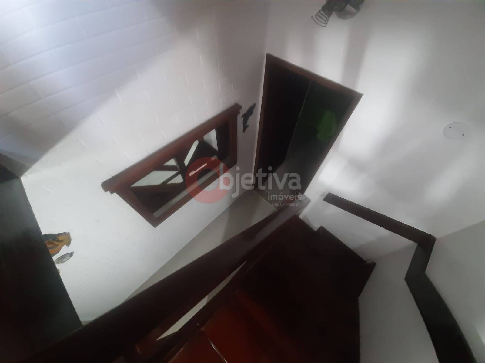 Casa à venda com 3 quartos, 100m² - Foto 28