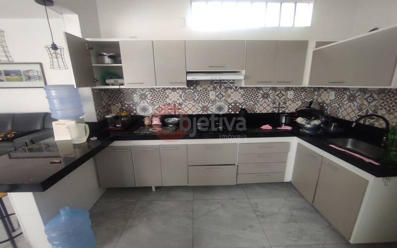 Apartamento à venda com 2 quartos, 80m² - Foto 5