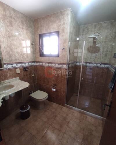 Casa de Condomínio à venda com 5 quartos, 200m² - Foto 5