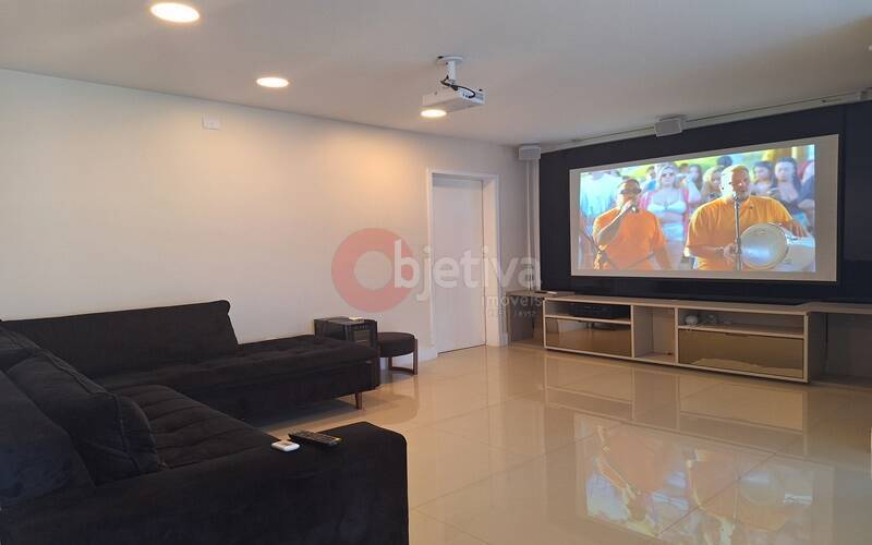 Casa à venda com 4 quartos, 360m² - Foto 18