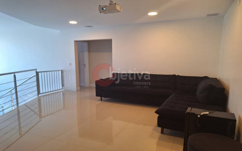 Casa à venda com 4 quartos, 360m² - Foto 19