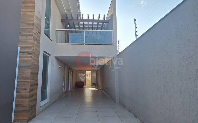 Casa à venda com 4 quartos, 360m² - Foto 4