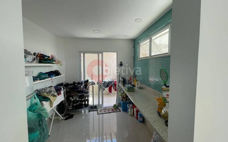 Casa à venda com 4 quartos, 360m² - Foto 27