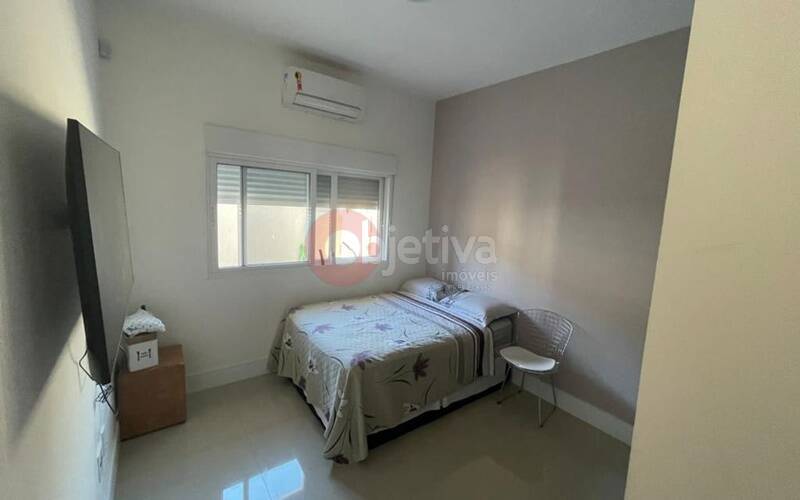 Casa à venda com 4 quartos, 360m² - Foto 24