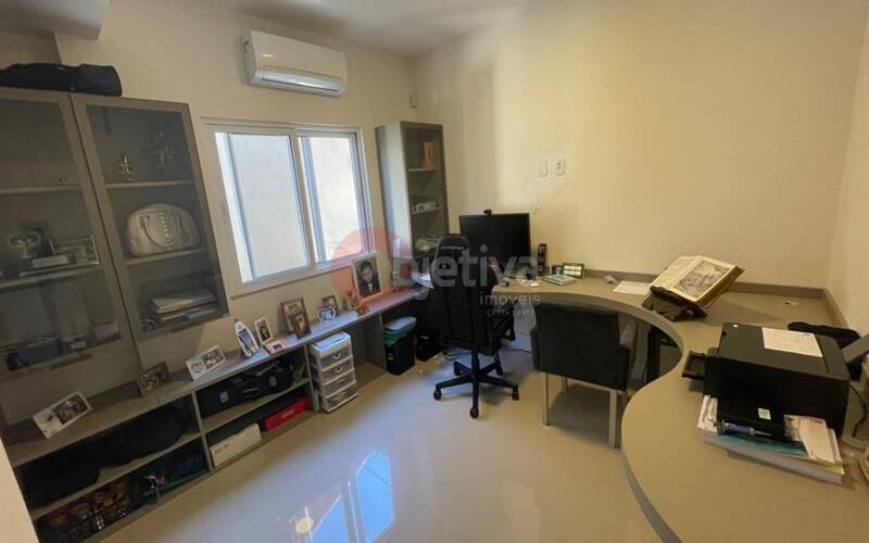 Casa à venda com 4 quartos, 360m² - Foto 22