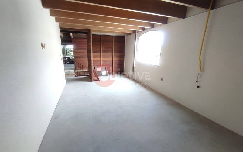 Casa à venda com 3 quartos, 250m² - Foto 12