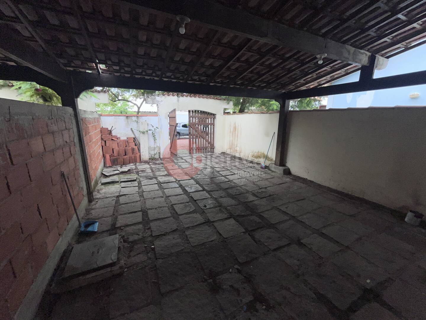 Casa à venda com 2 quartos, 130m² - Foto 17