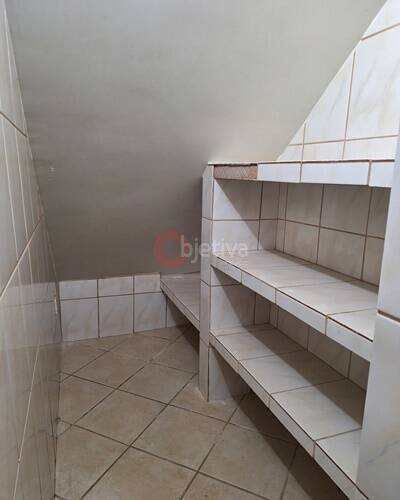 Casa à venda com 6 quartos, 128m² - Foto 12