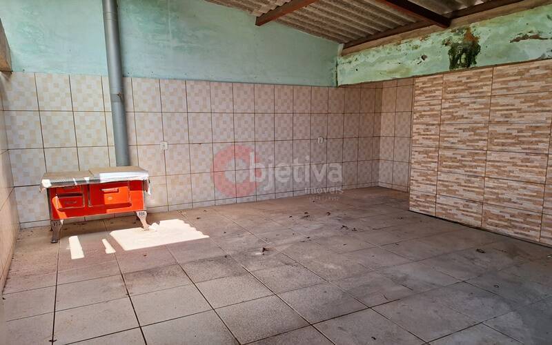 Casa à venda com 6 quartos, 128m² - Foto 30