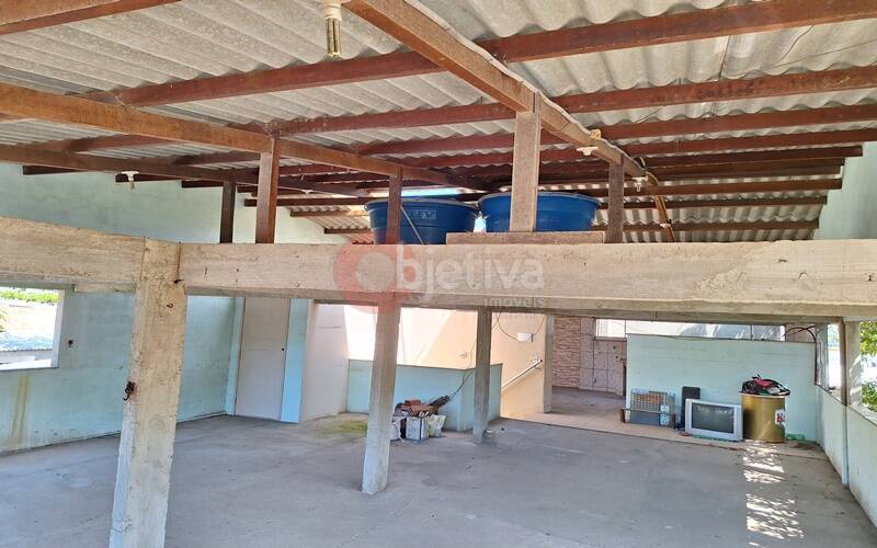 Casa à venda com 6 quartos, 128m² - Foto 34