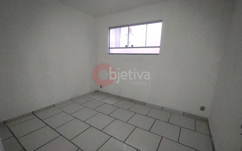 Casa à venda com 12 quartos, 237m² - Foto 15