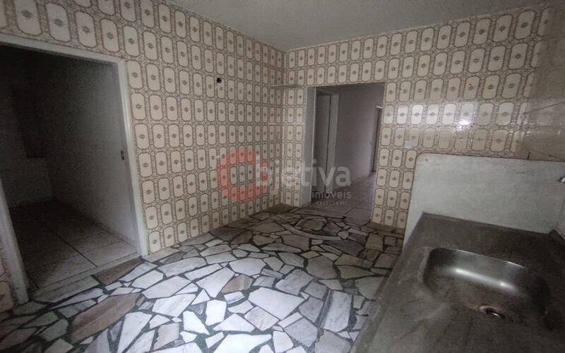 Casa à venda com 12 quartos, 237m² - Foto 47